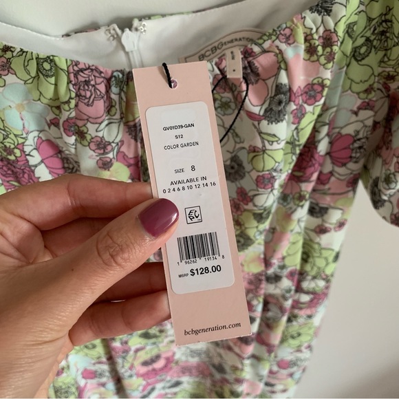 NWT BCBGeneration Smocked Floral Dress - Picture 4 of 8